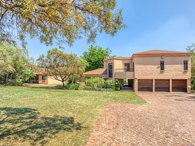 Farm For Sale in Randburg - xwN5.webp