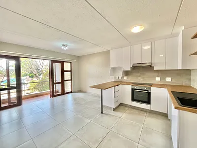 2 Bedroom Apartment To Rent in Randburg - M9Ge.webp