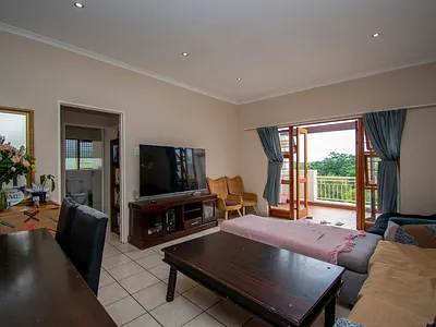 2 Bedroom Apartment For Sale in Sandton - fjIm.webp