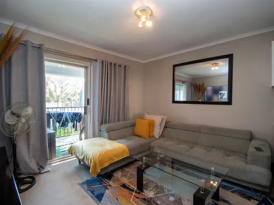 2 Bedroom Apartment For Sale in Randburg - img