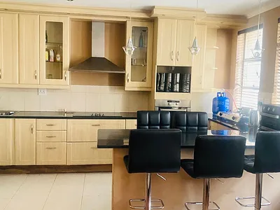 3 Bedroom Apartment To Rent in Johannesburg - img