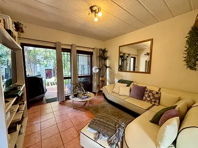 2 Bedroom Apartment To Rent in Randburg - e8vd.webp