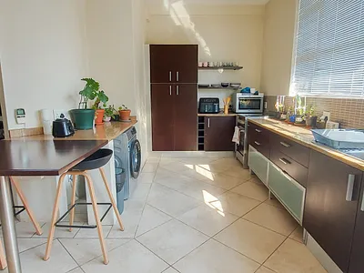 2 Bedroom Townhouse To Rent in Johannesburg - P3xC.webp
