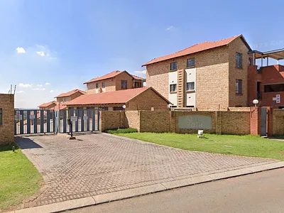 2 Bedroom Apartment To Rent in Alberton - img