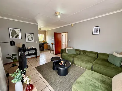 1 Bedroom Apartment For Sale in Randburg - 1TFS.webp