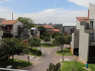 1 Bedroom Apartment For Sale in Johannesburg - ATEk.webp