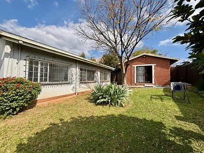 1 Bedroom Apartment To Rent in Randburg - LuWU.webp
