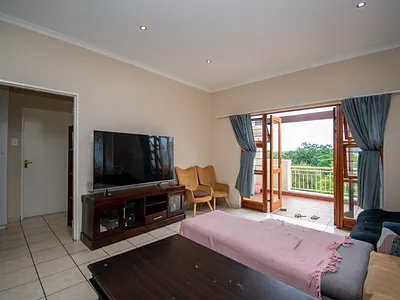 2 Bedroom Apartment For Sale in Sandton - yUyX.webp
