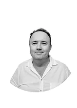Nick Hattingh - s7Gg.webp