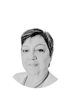 Lynrey Lindsay - ES9H.webp