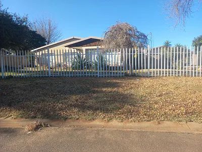 3 Bedroom House For Sale in Heidelberg - nfh8.webp