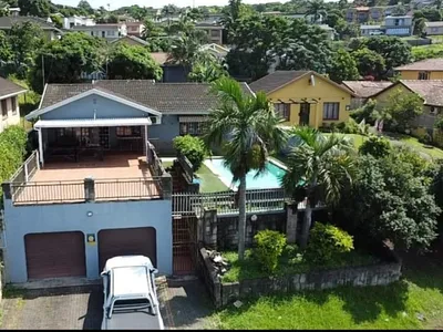 6 Bedroom House For Sale in Stanger - aOtJ.webp
