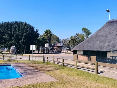 3 Bedroom Townhouse For Sale in Sasolburg - WeQy.webp