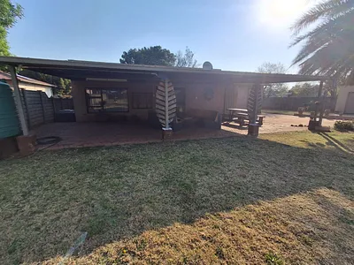 3 Bedroom House For Sale in Vereeniging - Nuh0.webp