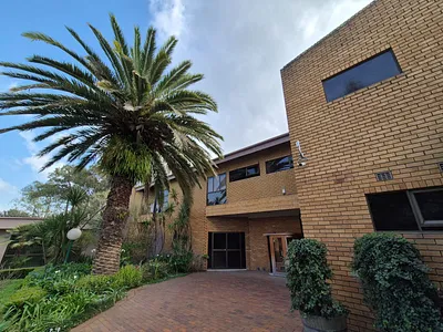 7 Bedroom House For Sale in Vanderbijlpark - 3yhG.webp