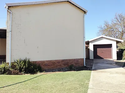 3 Bedroom House For Sale in Witbank - gjvN.webp