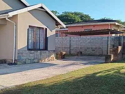 2 Bedroom House For Sale in Stanger - wzw9.webp