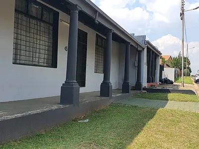 4 Bedroom House For Sale in Heidelberg - UZ9l.webp