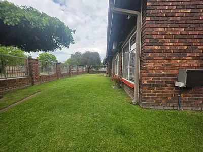 4 Bedroom House For Sale in Vanderbijlpark - 2gvZ.webp