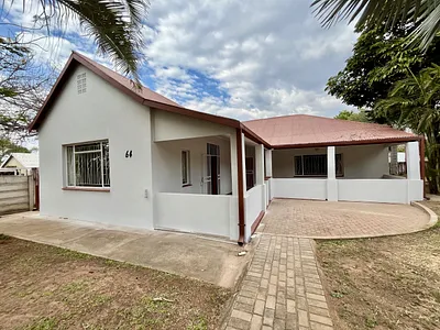 3 Bedroom House For Sale in Bela Bela - nv6x.webp