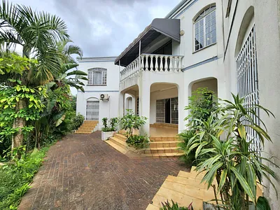 5 Bedroom House For Sale in Durban - SzGE.webp
