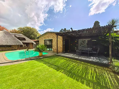 3 Bedroom House For Sale in Sasolburg - ovXf.webp