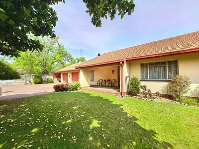 3 Bedroom House For Sale in Sasolburg - xj21.webp