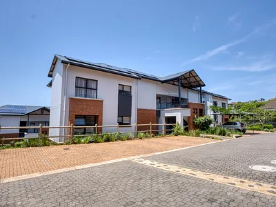3 Bedroom Apartment For Sale in Ballito - 2cmt.webp