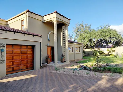 3 Bedroom House For Sale in Polokwane - QiLL.webp