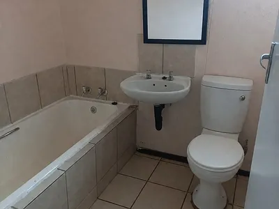 2 Bedroom House For Sale in Walkerville - 3lpU.webp