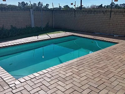 3 Bedroom Apartment For Sale in Vereeniging - e8Ju.webp
