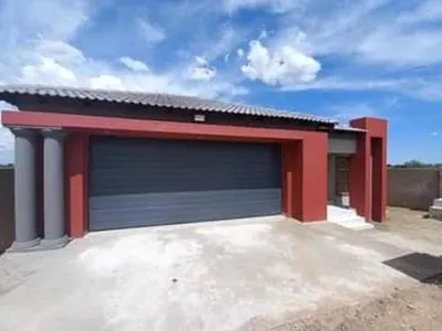 3 Bedroom House For Sale in Polokwane - 6u9r.webp