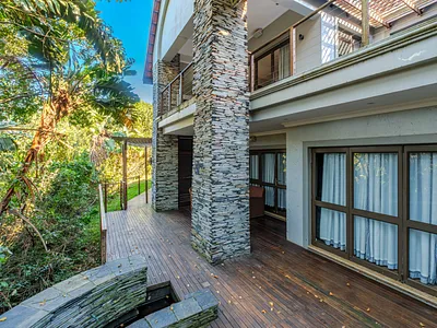 4 Bedroom House For Sale in Ballito - UohE.webp