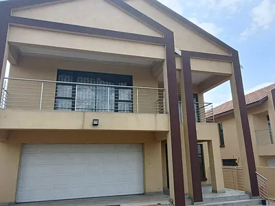 4 Bedroom Apartment To Rent in Witbank - 02EH.webp