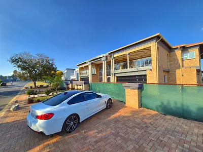 6 Bedroom House For Sale in Brakpan - H5zn.webp