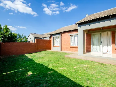 2 Bedroom Townhouse For Sale in Centurion - img