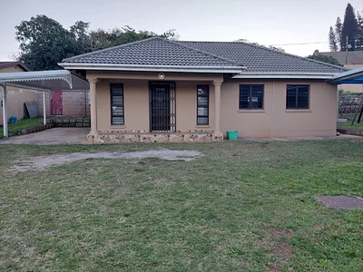 2 Bedroom Apartment To Rent in Empangeni - img
