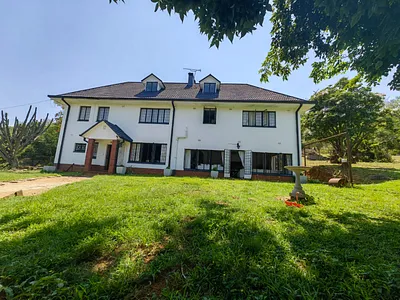 5 Bedroom House To Rent in Barberton - Vq2G.webp