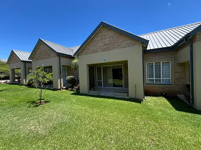1 Bedroom Townhouse For Sale in Polokwane - lUaI.webp