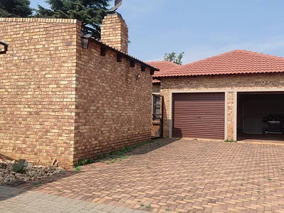 3 Bedroom House For Sale in Brakpan - N1PK.webp