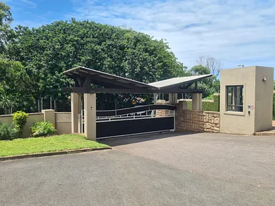 3 Bedroom Apartment For Sale in Ballito - vLrQ.webp