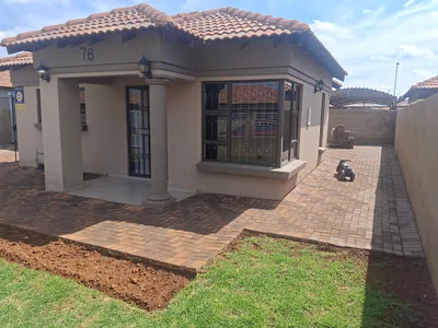 2 Bedroom House For Sale in Boksburg - dHBo.webp