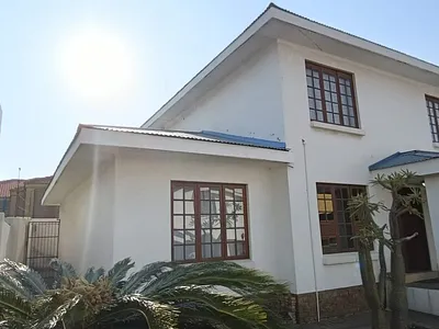 3 Bedroom Townhouse For Sale in Witbank - H07y.webp