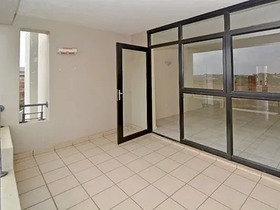 2 Bedroom Apartment For Sale in Boksburg - AhTJ.webp