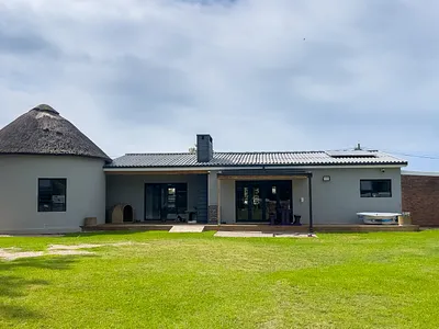 6 Bedroom House For Sale in Klein Brak Rivier - zXXK.webp