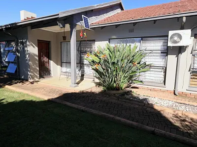 3 Bedroom House For Sale in Benoni - jSqz.webp