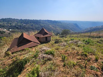 House For Sale in Kloof - 0rWg.webp