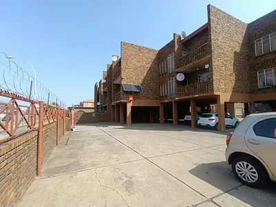 3 Bedroom Apartment To Rent in Vanderbijlpark - img