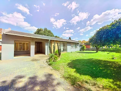3 Bedroom House For Sale in Sasolburg - JcK1.webp