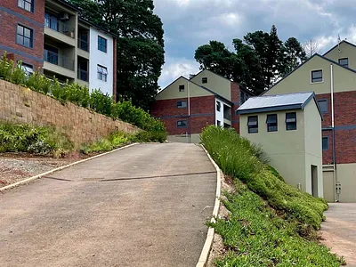 2 Bedroom Apartment For Sale in Pietermaritzburg - 0ui0.webp